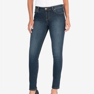 KUT from the Kloth Diana Kurvy Relaxed Fit Skinny (Limitless Wash) jeans size 8